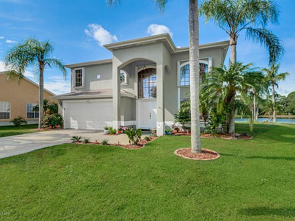 3rd image of 6926 Hammock Lakes Dr