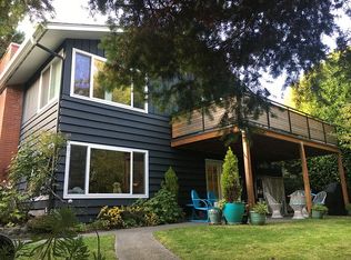 4008 SW Juneau St, Seattle, WA 98136