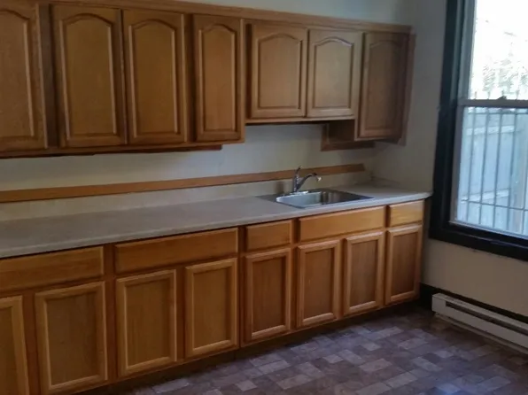 202 Passaic St, Trenton, NJ 08618