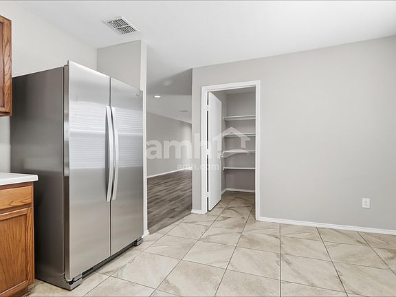 4th image of 1141 Mustang Ridge Dr