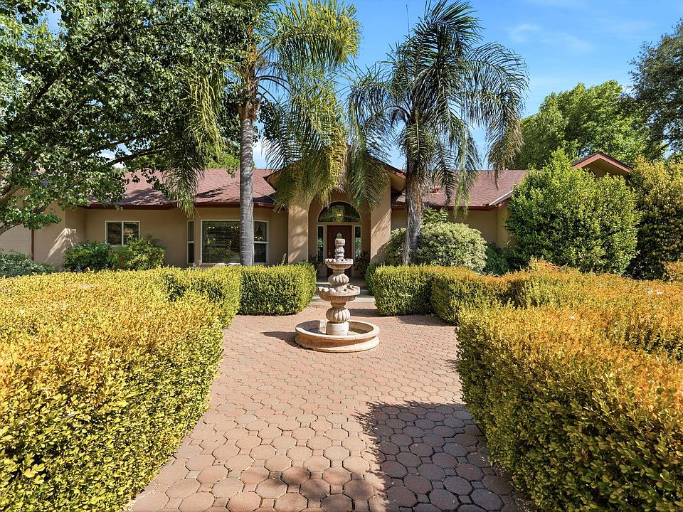 1st image of 40872 Ferndale Drive