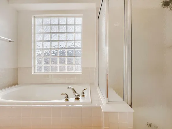 20640 E Hamilton Ave, Aurora, CO 80013