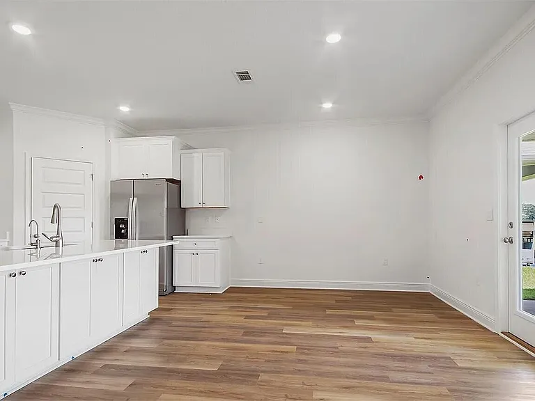 137 Holley Grove Ln — Photo 8