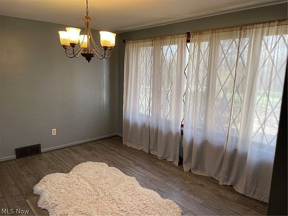 5th image of 4805 Lawndale St NW