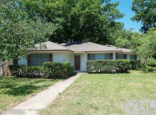 603 N Poplar St, Leonard, TX 75452