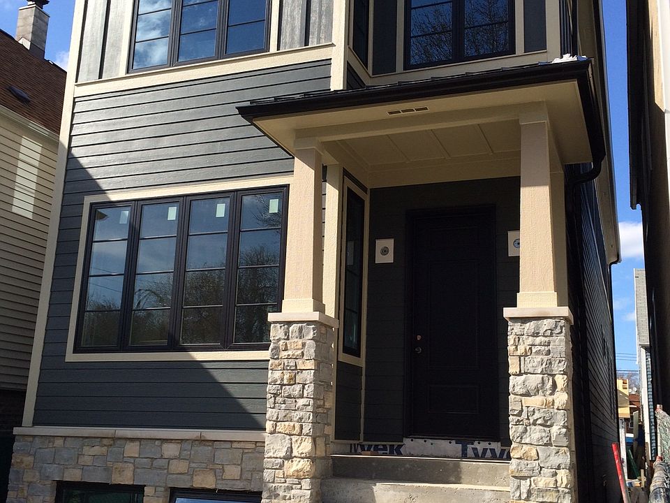 1st image of 2242 W Carmen Ave