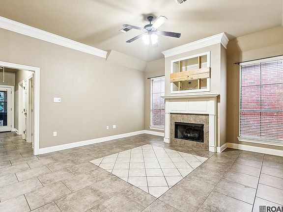 5th image of 12417 Dutchtown Villa Dr