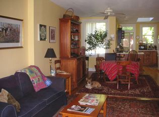 5473 Bartlett St, Pittsburgh, PA 15217