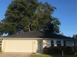 1952 Golden Palm Cir, Tavares, FL 32778