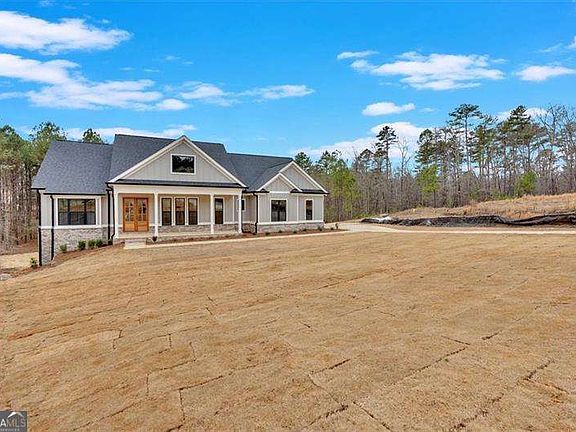 3rd image of 25 Everwood Ct