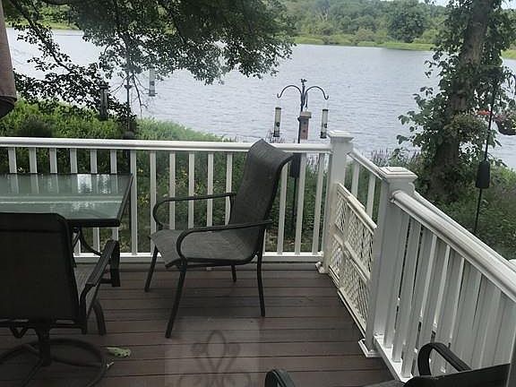 3rd image of 22 Lakeshore Dr