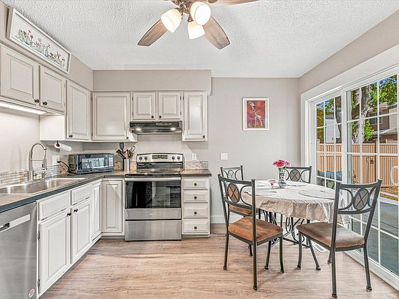 4th image of 3523 67th St E