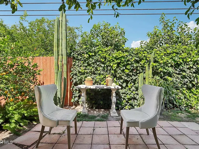 1725 Sequoia Ave — Photo 4