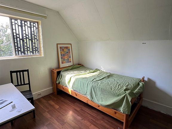 5th image of 4711 Gothard St