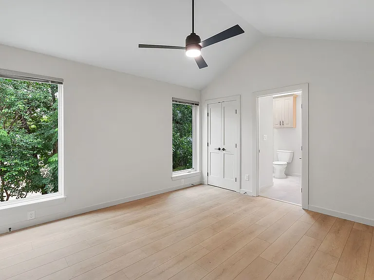 Modern Luxury in San Marcos' Premier Courtyard Community Now Leasing! — Photo 97