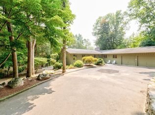 28 Spring Valley Rd, Weston, CT 06883