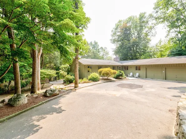 28 Spring Valley Road, Weston, CT 06883