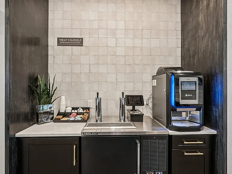 The Stadler Luxury Apartments — Photo 50