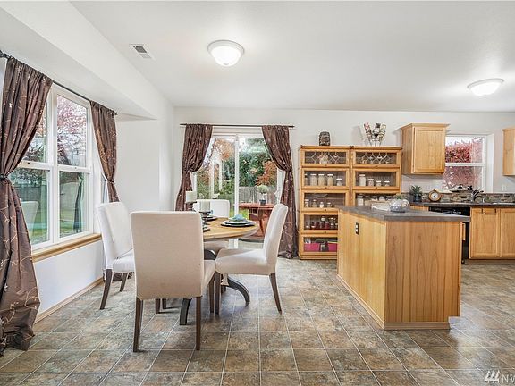 5th image of 1007 Boatman Ave NW