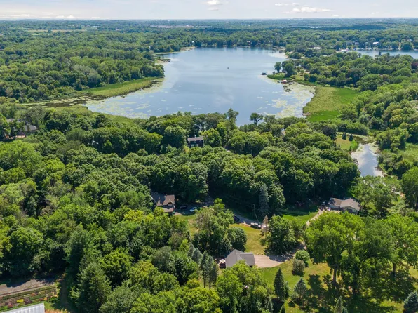 6105 Lake Virginia Dr, Shorewood, MN 55331