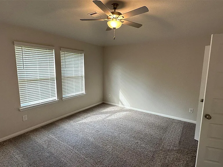 221 Harper Ridge Dr — Photo 11