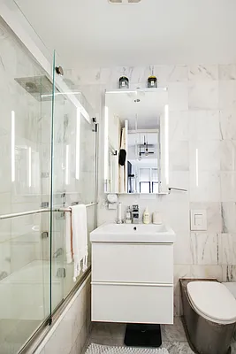 Rented by Compass | media 10