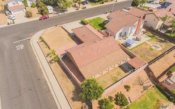 4th image of 12637 Heartleaf St