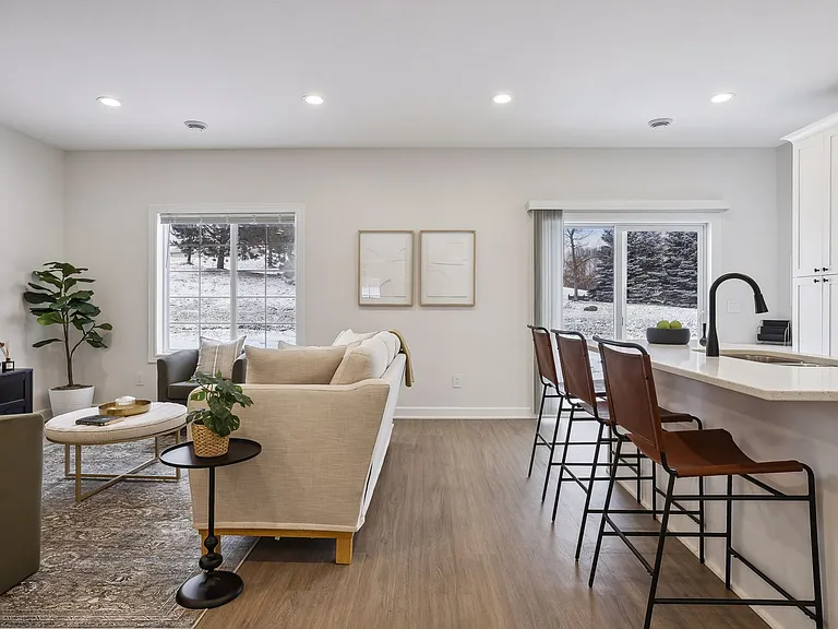 Dawes Place Townhomes — Photo 30