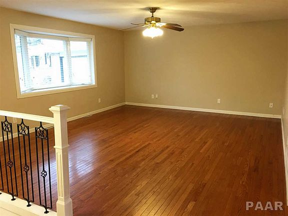 3rd image of 6705 N Redwood Ct