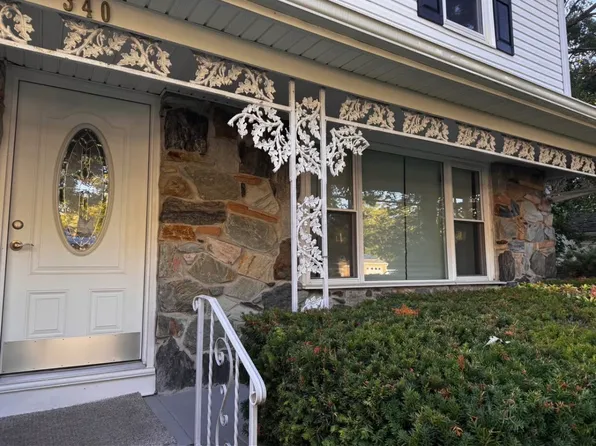 (undisclosed Address), West Babylon, NY 11704