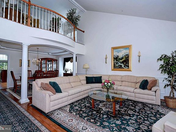 2nd image of 1714 Pine Forest Ct