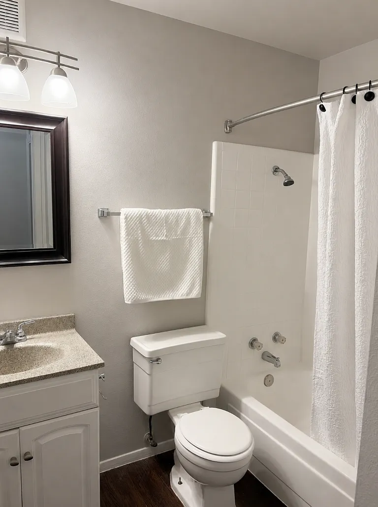 1 bed, 560 sqft, $960 — Photo 3
