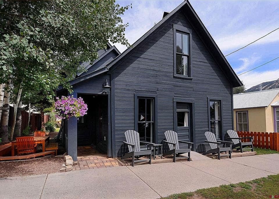1st image of 21 Elk Avenue