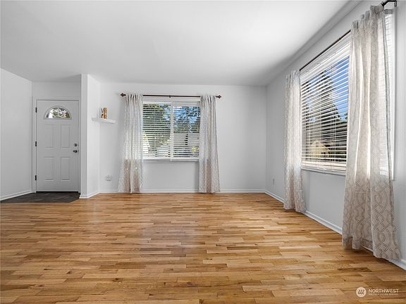 4th image of 8715 Lawndale Avenue SW