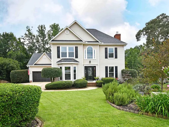 123 Ramble Rose Ct, Simpsonville, SC 29681