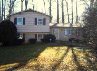 8113 Blairton Rd, Springfield, VA 22152