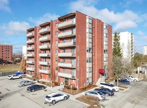75 Huxley St #605 Photo 1
