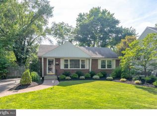 704 Cedar Ave, Haddonfield, NJ 08033