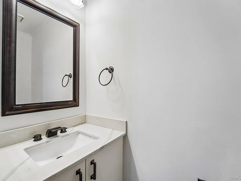 500 Central Park Ave #237 — Photo 9