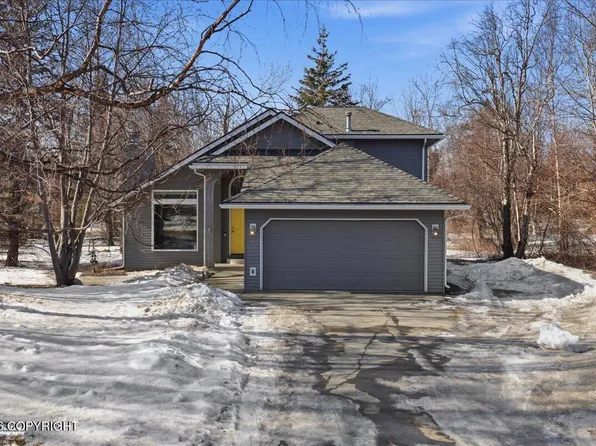 2060 N Kentucky Derby Dr, Palmer, AK 99645