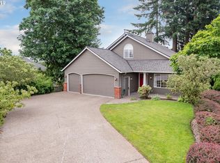 12862 SE Kronan Dr, Clackamas, OR 97015