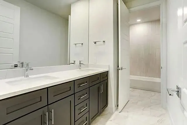 104 Lazy Oak Pl — Photo 33
