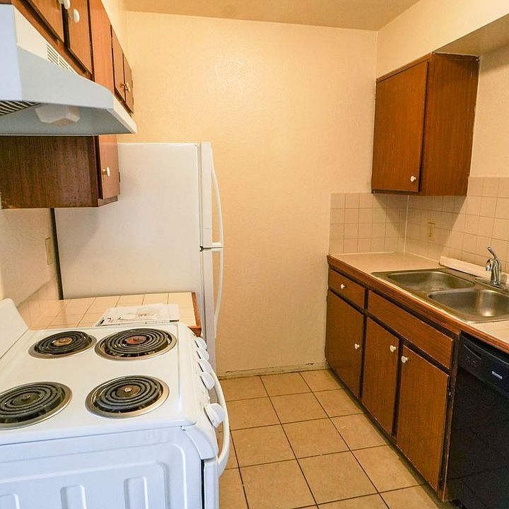 901 S US Highway 77 18 901 S Us Highway 77 Noble OK Zillow