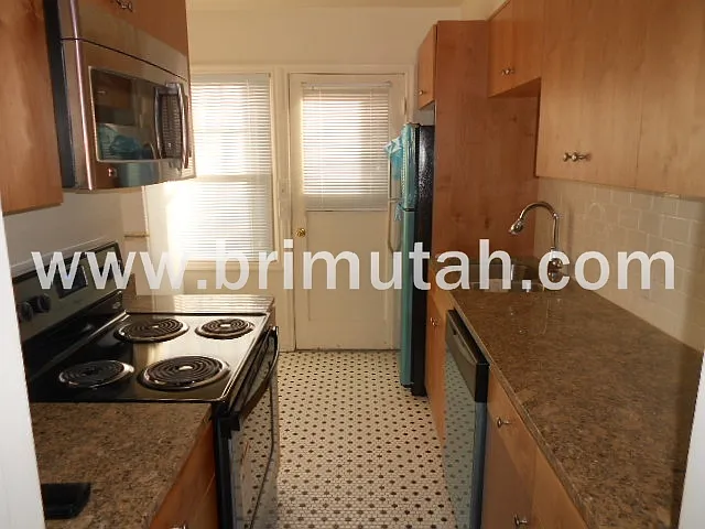1191 S 1100 E — Photo 9