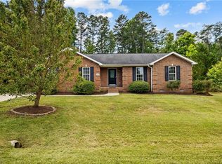 357 Salem Ridge Dr, Randleman, NC 27317