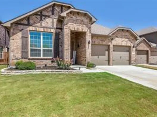 1913 Ridge Creek Ln, Aubrey, TX 76227