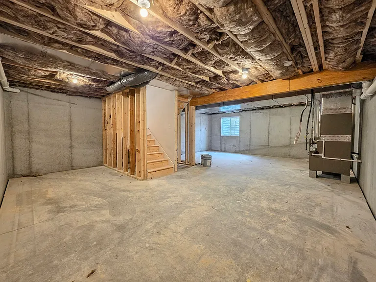 267 Locust St — Photo 27