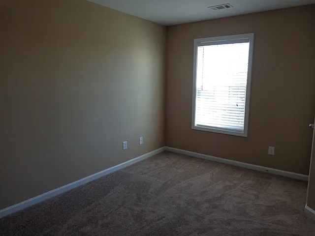 131 Village Dr — Photo 10
