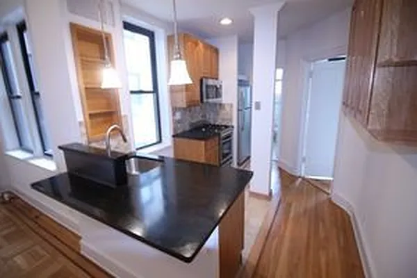 Rented by Realty Nerd | media 14