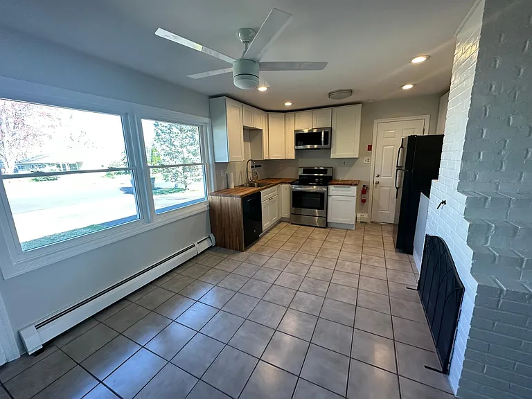 41 Gaping Rock Rd — Photo 5